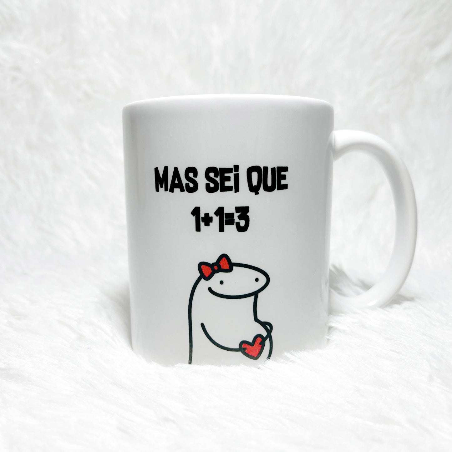 Caneca 1+1=3