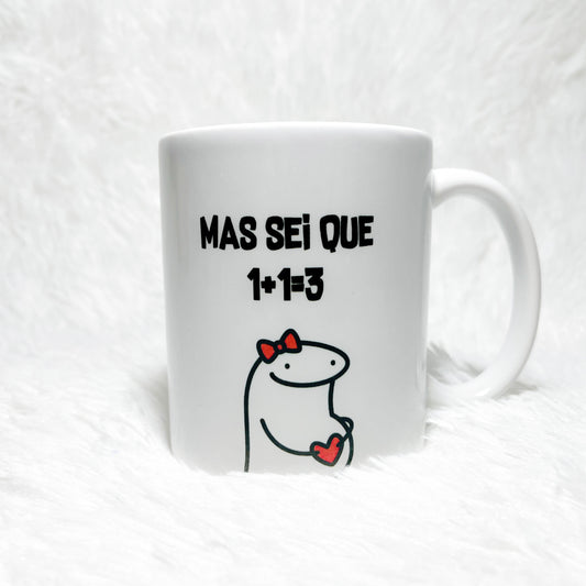 Caneca 1+1=3
